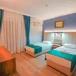 Hotel Amore Отель