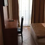 Отель Hotel Amore