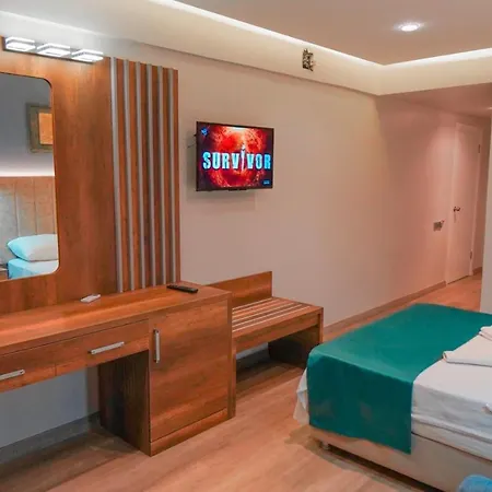 酒店 Hotel Amore 3*