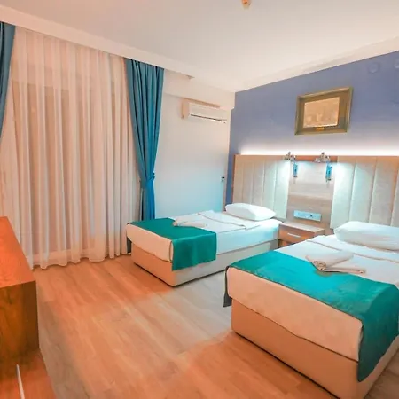 Hotel Amore 3*