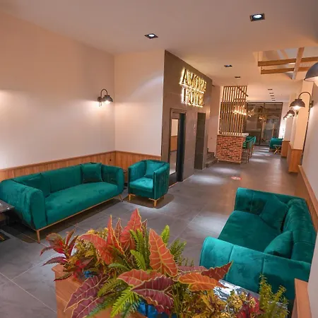 Hotel Amore 말마리스