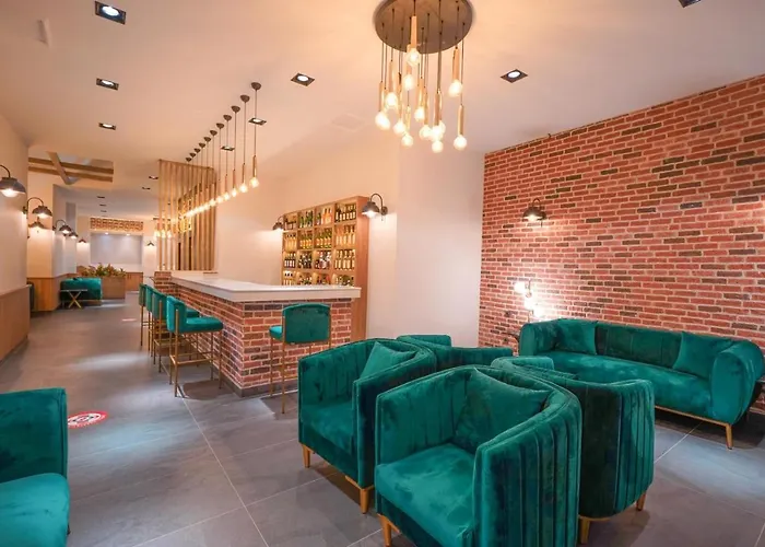酒店 Hotel Amore 3*
