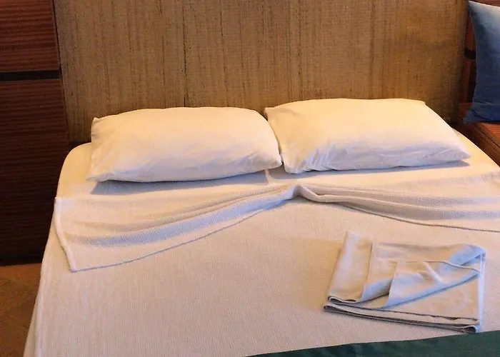 酒店 Hotel Amore 马尔马里斯